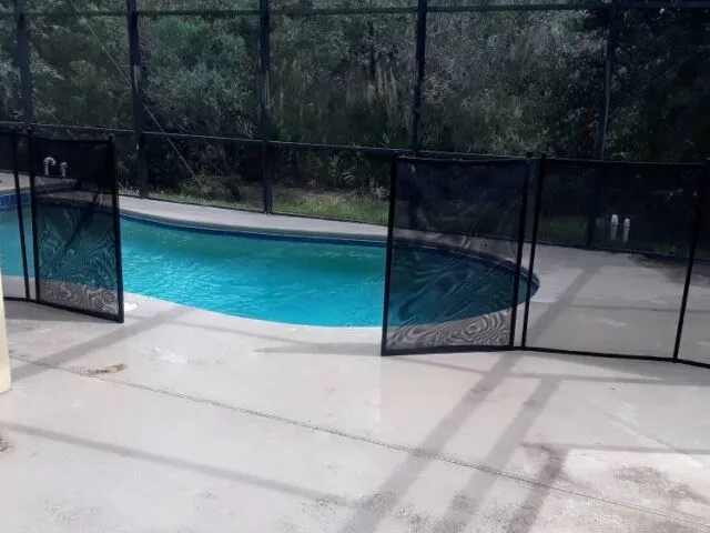 Pool Fence Installer in Davenport