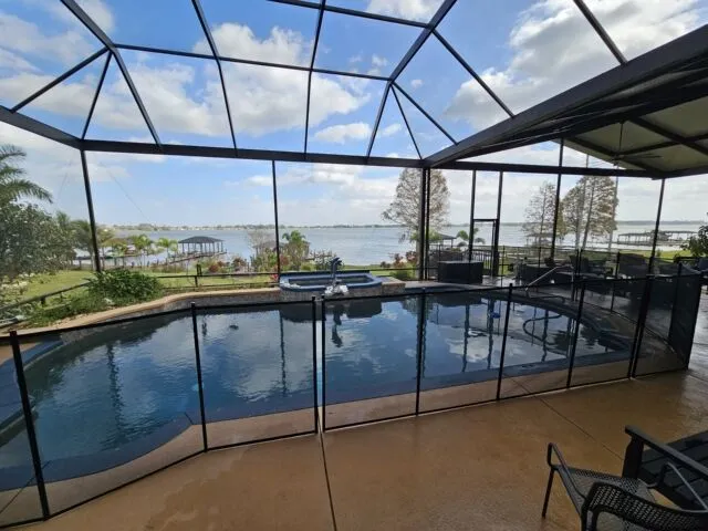 Auburndale Removeable Pool Safety Fence