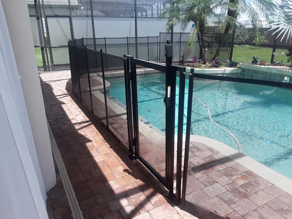 pool fence gate