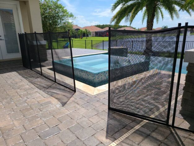 Hunters Creek Pool Safety Fence for Spas
