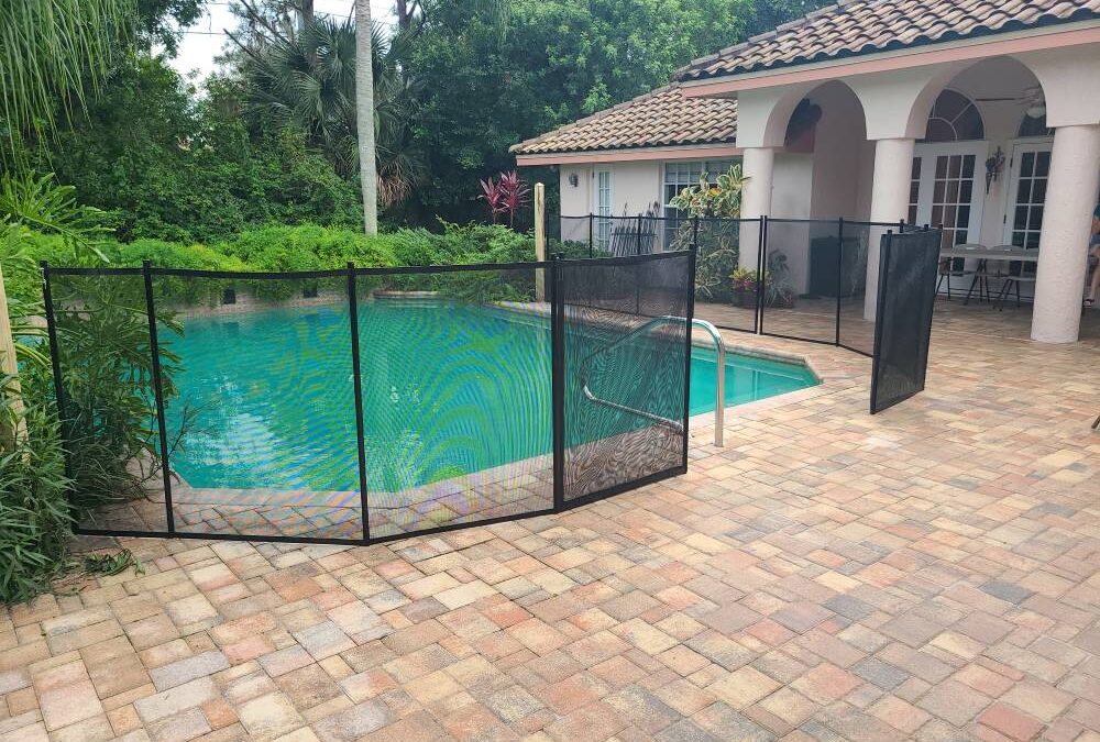Removable Safety Pool Fence