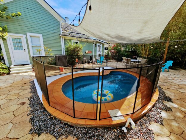 pool safety fence repairs