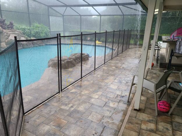 install a pool fence in Clermont