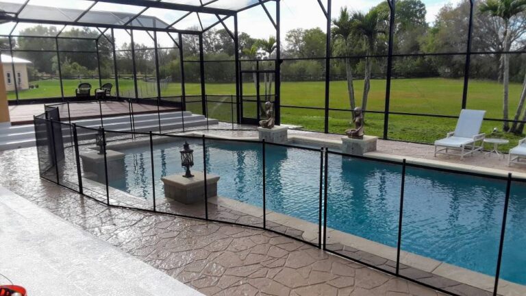 fences for pools in Kissimmee