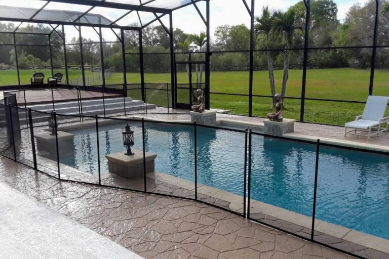 fences for pools in Kissimmee